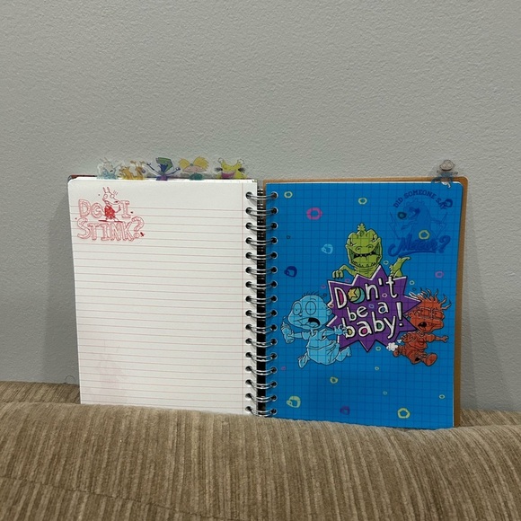 Nickelodeon 2000s design journal - Picture 3 of 5